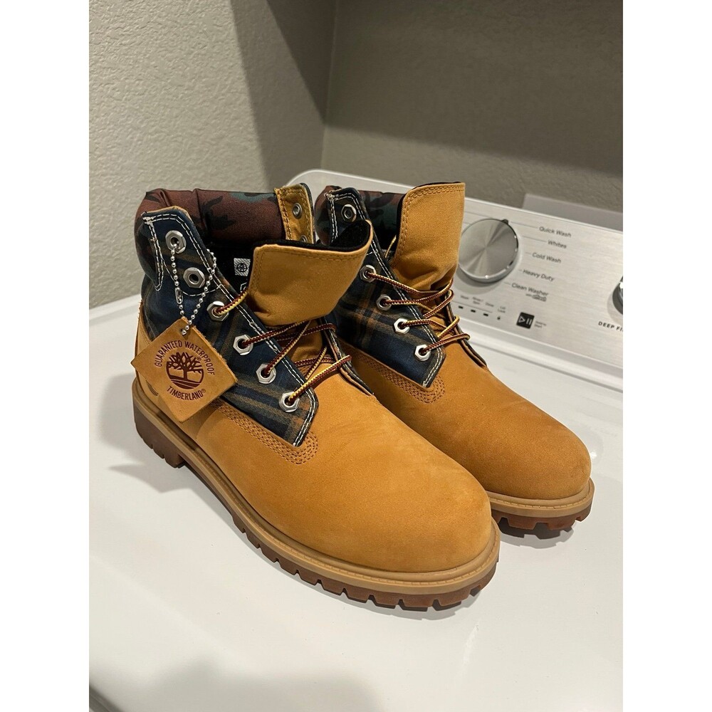 Timberland 6-Inch Premium Waterproof Boots – Boys 6.5Y/ Women’s 8 – Wheat Plaid